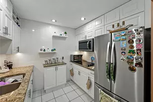 322 Gloucester Blvd, Sun City Center, FL 33573 - Photo 13