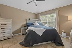 6721 Eagle Feather Dr, Riverview, FL 33578 - Photo 9