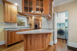 239 Florida Ave, Dunedin, FL 34698 - Photo 15