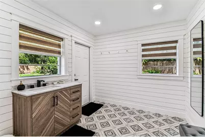 3217 Stoneybrook Lane, Tampa, FL 33618 - Photo 91