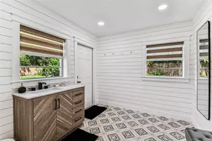 3217 Stoneybrook Ln, Tampa, FL 33618 - Photo 91