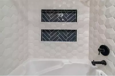 3217 Stoneybrook Lane, Tampa, FL 33618 - Photo 71