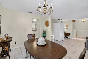 1914 Coral Tree Ct, Brandon, FL 33511 - Photo 15