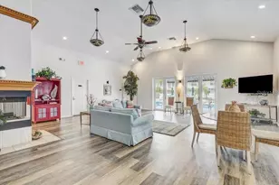 1200 Country Club Dr, Largo, FL 33771 - Photo 25