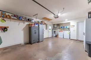 8725 E Rosemont Ct, Inverness, FL 34450 - Photo 33