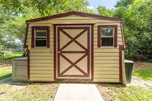 8725 E Rosemont Ct, Inverness, FL 34450 - Photo 37