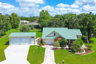 8725 E Rosemont Ct, Inverness, FL 34450 - Photo 1