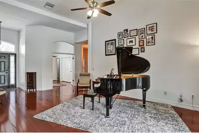 4902 Jenni Lin Court, Valrico, FL 33596 - Photo 7