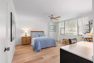 700 Beach Dr NE, Saint Petersburg, FL 33701 - Photo 15