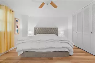 700 Beach Dr NE, Saint Petersburg, FL 33701 - Photo 21