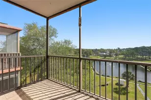 8174 Terrace Garden Dr N, Saint Petersburg, FL 33709 - Photo 59