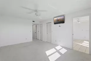 8174 Terrace Garden Dr N, Saint Petersburg, FL 33709 - Photo 47