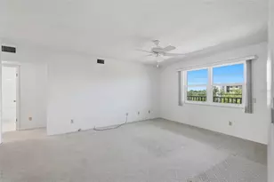 8174 Terrace Garden Dr N, Saint Petersburg, FL 33709 - Photo 33