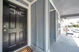 200 Country Club Dr, Largo, FL 33771 - Photo 5