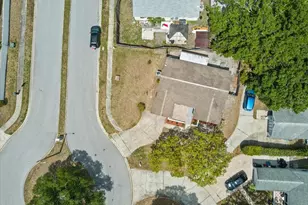 1912 Castle Bay Ct, Oldsmar, FL 34677 - Photo 27