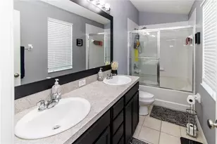 9802 Blue Palm Way, Tampa, FL 33610 - Photo 21