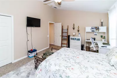 9802 Blue Palm Way, Tampa, FL 33610 - Photo 23