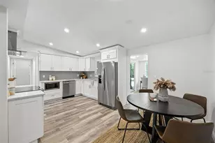 657 Laura Ln, Dunedin, FL 34698 - Photo 11