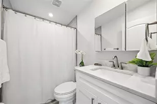 657 Laura Ln, Dunedin, FL 34698 - Photo 25