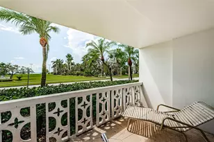 1100 N Shore Dr NE, Saint Petersburg, FL 33701 - Photo 13