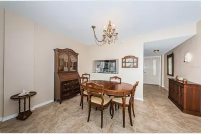 1100 N Shore Drive NE #102, Saint Petersburg, FL 33701 - Photo 9