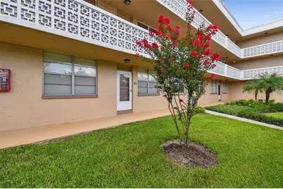 5095 Bay Street NE #103, Saint Petersburg, FL 33703 - Photo 9