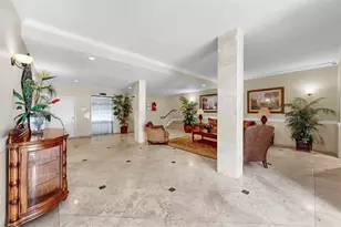 2700 Coconut Bay Ln, Sarasota, FL 34237 - Photo 25