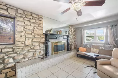 8101 N Dakota Avenue, Tampa, FL 33604 - Photo 9