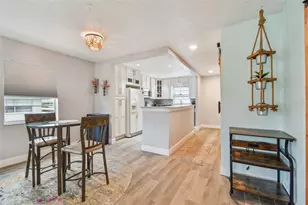 5286 81st St N, Saint Petersburg, FL 33709 - Photo 7