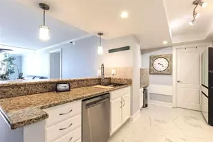 6372 Palma Del Mar Blvd S, Saint Petersburg, FL 33715 - Photo 5