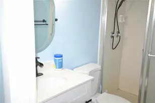 3232 Lake Pine Way E, Tarpon Springs, FL 34688 - Photo 5