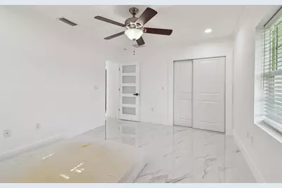 8708 Thornwood Lane, Tampa, FL 33615 - Photo 45