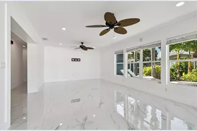 8708 Thornwood Lane, Tampa, FL 33615 - Photo 29