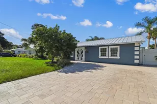 8708 Thornwood Ln, Tampa, FL 33615 - Photo 7