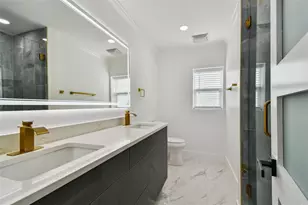 8708 Thornwood Ln, Tampa, FL 33615 - Photo 47