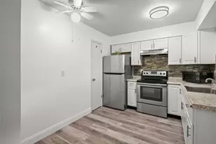 883 Sky Loch Dr S, Dunedin, FL 34698 - Photo 13