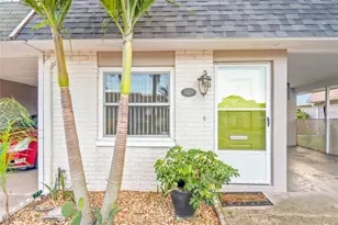 883 Sky Loch Dr S, Dunedin, FL 34698 - Photo 1