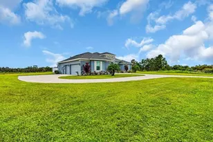 5054 Lake Toscana Dr, Wimauma, FL 33598 - Photo 5