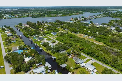 9935 River Drive, Gibsonton, FL 33534 - Photo 27