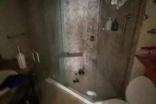 9000 2nd St N, Saint Petersburg, FL 33702 - Photo 9