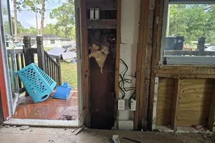 9000 2nd St N, Saint Petersburg, FL 33702 - Photo 5