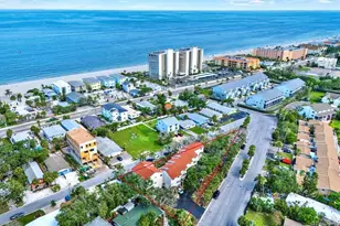 812 E Gulf Blvd, Indian Rocks Beach, FL 33785 - Photo 27