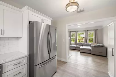 260 46th Street N, Saint Petersburg, FL 33713 - Photo 9