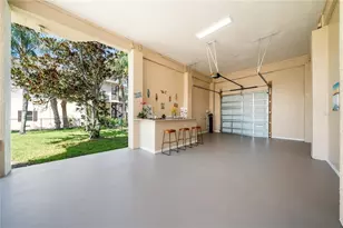 1661 Seabreeze Dr, Tarpon Springs, FL 34689 - Photo 97