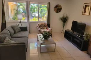 315 S Tessier Dr, Saint Pete Beach, FL 33706 - Photo 9