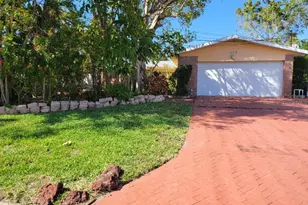 315 S Tessier Dr, Saint Pete Beach, FL 33706 - Photo 1