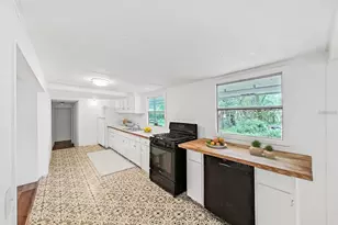 7332 Sealawn Dr, Spring Hill, FL 34606 - Photo 7