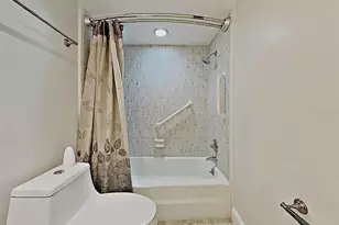 5220 Brittany Dr S, Saint Petersburg, FL 33715 - Photo 19