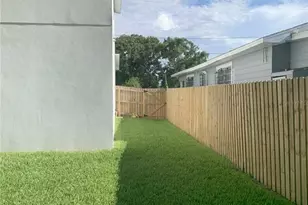 2222 E Clark St, Tampa, FL 33605 - Photo 5