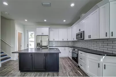 2222 E Clark Street, Tampa, FL 33605 - Photo 7